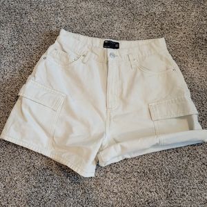 Cargo mom shorts